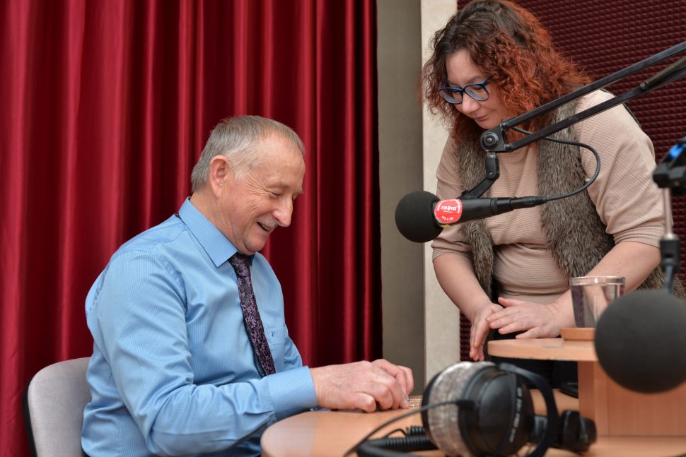Юрий Кутафин и Светла Ковальчик перед интервью на радио